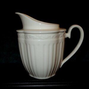 Mikasa Italian Countryside Creamer Pitcher 8 Oz, 4.25” Tall, Excellent Condition